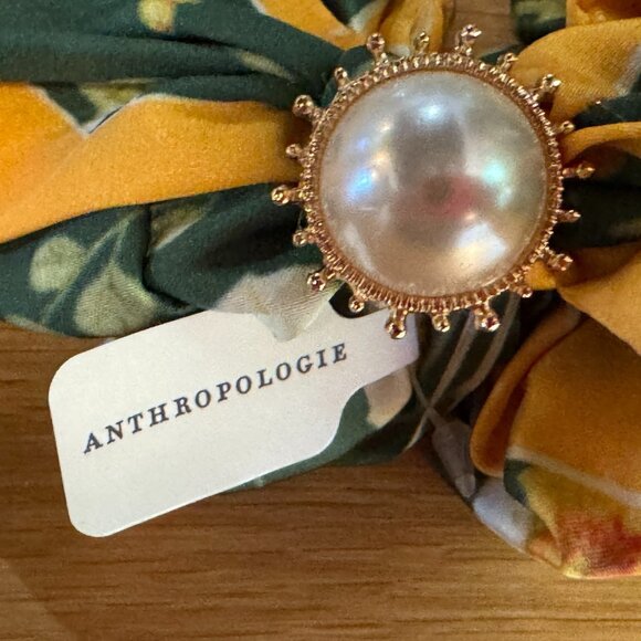 ANTHROPOLOGIE Charmed Hair Scarf Scrunchie, Green/Orange Floral Botanical - Picture 7 of 11
